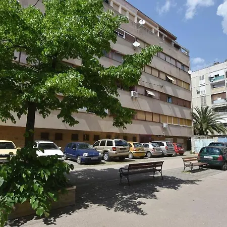 Roko & Borna Free Public Parking